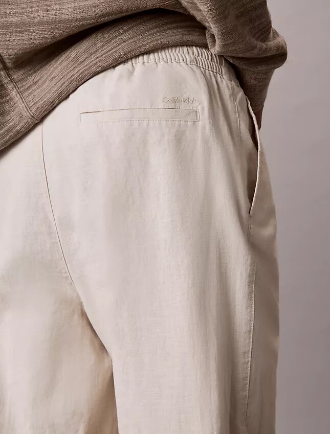 Pantaloni plisați din amestec de in, cu talie elastică Pantaloni plisați din amestec de in, cu talie elastică