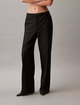 Pantaloni rafinați, cu croi larg și elastic