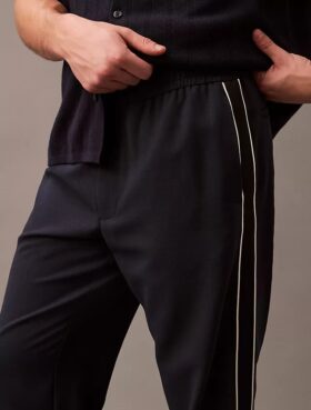 Pantaloni relaxați, conici, fără fermoar Pantaloni relaxați, conici, fără fermoar
