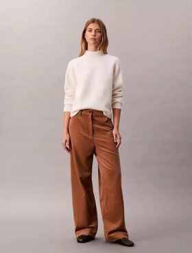 Pantaloni relaxați din velur
