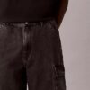 Pantaloni scurți cargo din denim în stilul anilor ’90 Pantaloni scurți cargo din denim în stilul anilor ’90