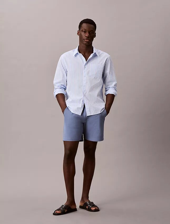 Pantaloni scurți chino din Cotton Stretch, cu talie elastică Pantaloni scurți chino din Cotton Stretch, cu talie elastică
