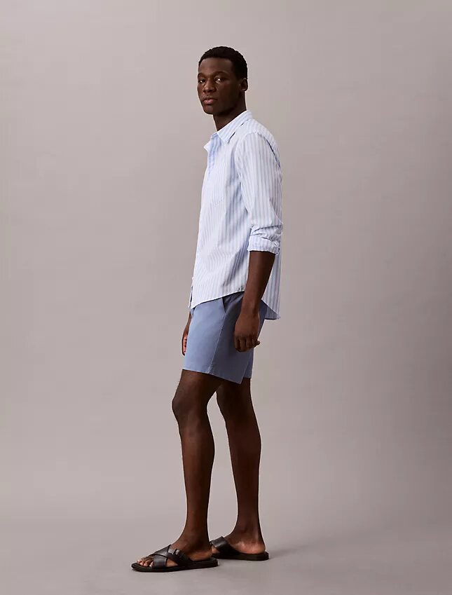 Pantaloni scurți chino din Cotton Stretch, cu talie elastică Pantaloni scurți chino din Cotton Stretch, cu talie elastică