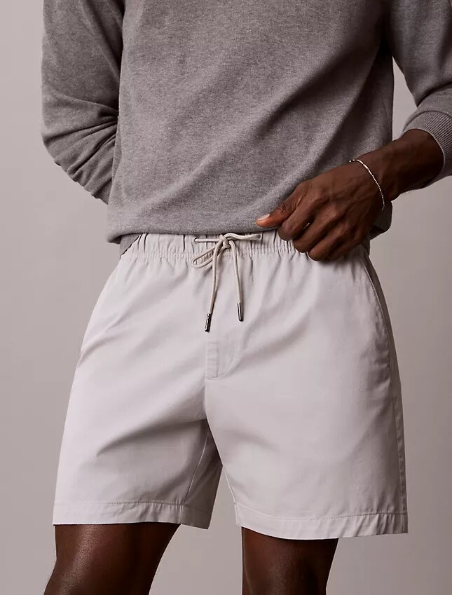Pantaloni scurți chino din Cotton Stretch, cu talie elastică Pantaloni scurți chino din Cotton Stretch, cu talie elastică
