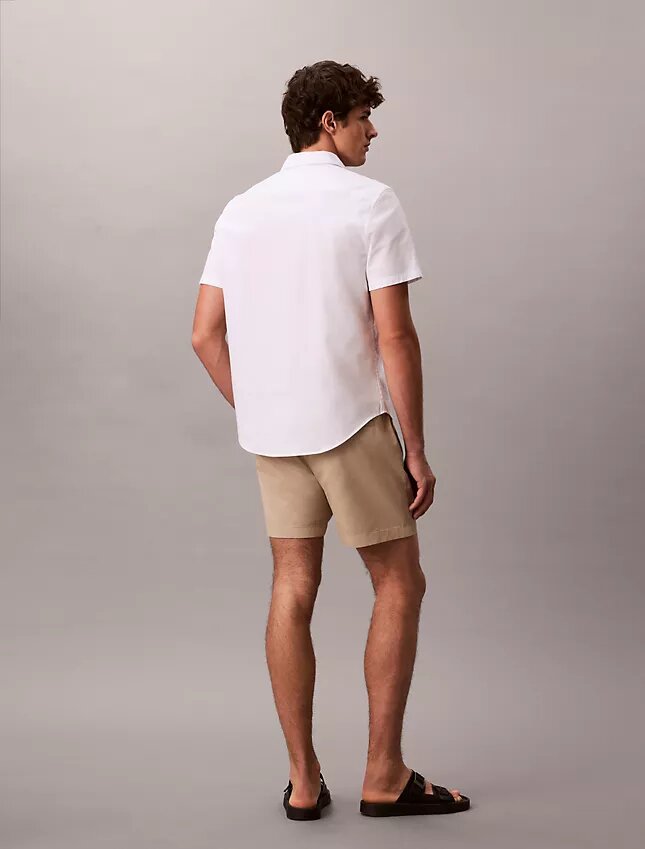 Pantaloni scurți chino din Cotton Stretch, cu talie elastică Pantaloni scurți chino din Cotton Stretch, cu talie elastică