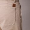 Pantaloni scurți chino largi în stilul anilor ’90 Pantaloni scurți chino largi în stilul anilor ’90