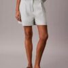Pantaloni scurți croiți din amestec de in Pantaloni scurți croiți din amestec de in