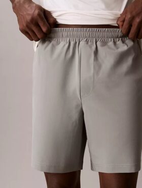 Pantaloni scurți cu monogramă țesută Pantaloni scurți cu monogramă țesută