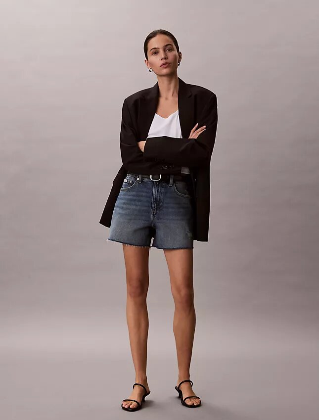 Pantaloni scurți din denim cu talie înaltă Pantaloni scurți din denim cu talie înaltă