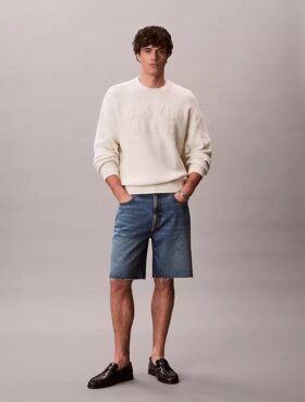 Pantaloni scurți din denim în stilul anilor ’90