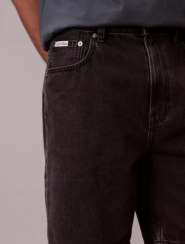 Pantaloni scurți din denim în stilul anilor ’90 Pantaloni scurți din denim în stilul anilor ’90