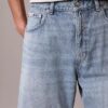 Pantaloni scurți din denim în stilul anilor ’90 Pantaloni scurți din denim în stilul anilor ’90