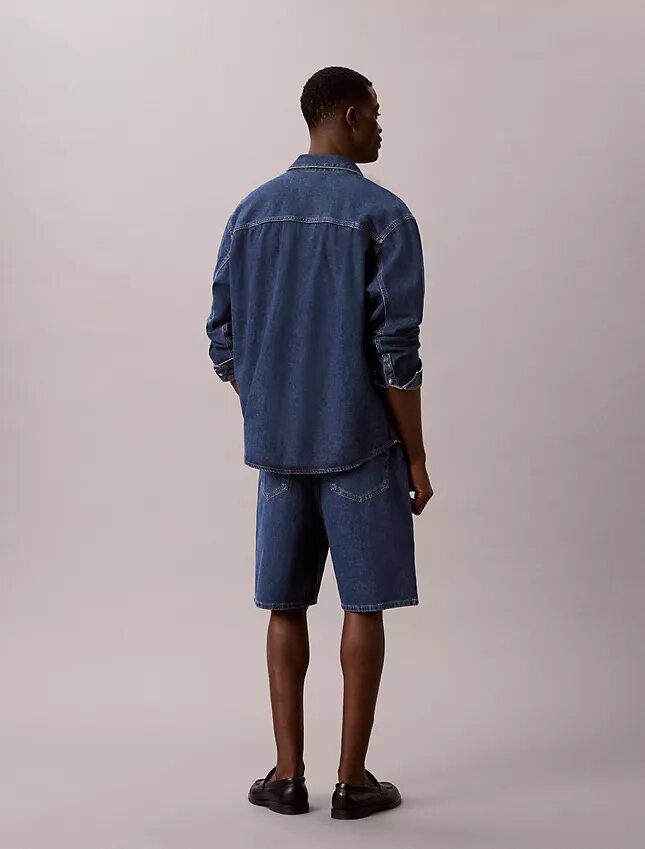 Pantaloni scurți din denim în stilul anilor ’90 Pantaloni scurți din denim în stilul anilor ’90