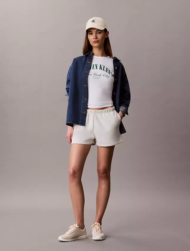 Pantaloni scurți din fleece cu logo de arhivă Pantaloni scurți din fleece cu logo de arhivă