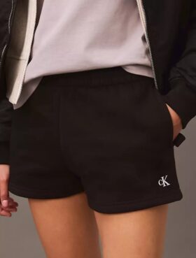 Pantaloni scurți din fleece cu logo de arhivă