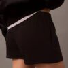 Pantaloni scurți din fleece cu logo de arhivă Pantaloni scurți din fleece cu logo de arhivă