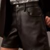 Pantaloni scurți din imitație de piele din anii ’90 Pantaloni scurți din imitație de piele din anii ’90