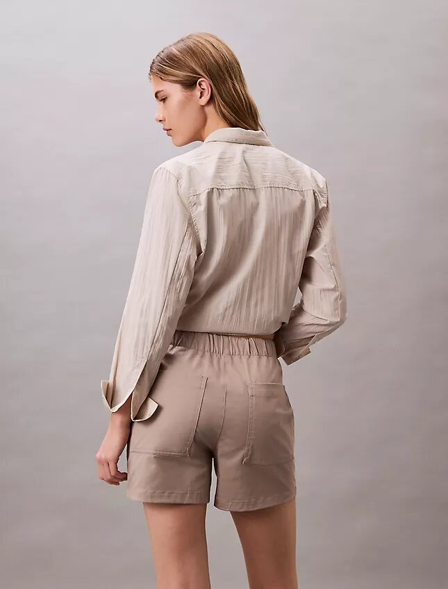 Pantaloni scurți din satin de bumbac Pantaloni scurți din satin de bumbac
