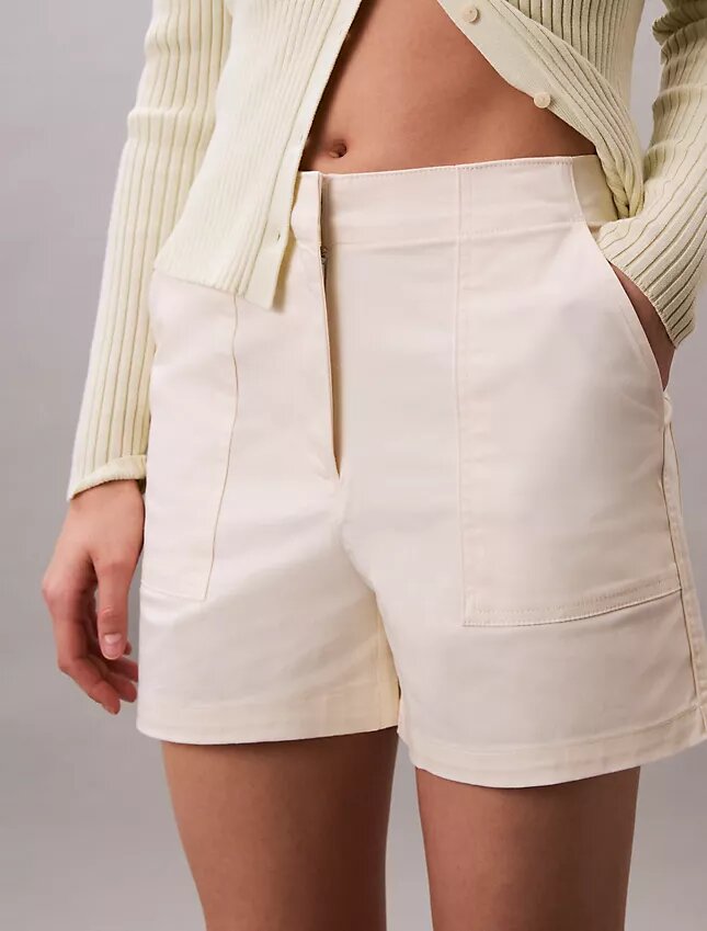 Pantaloni scurți din satin de bumbac Pantaloni scurți din satin de bumbac