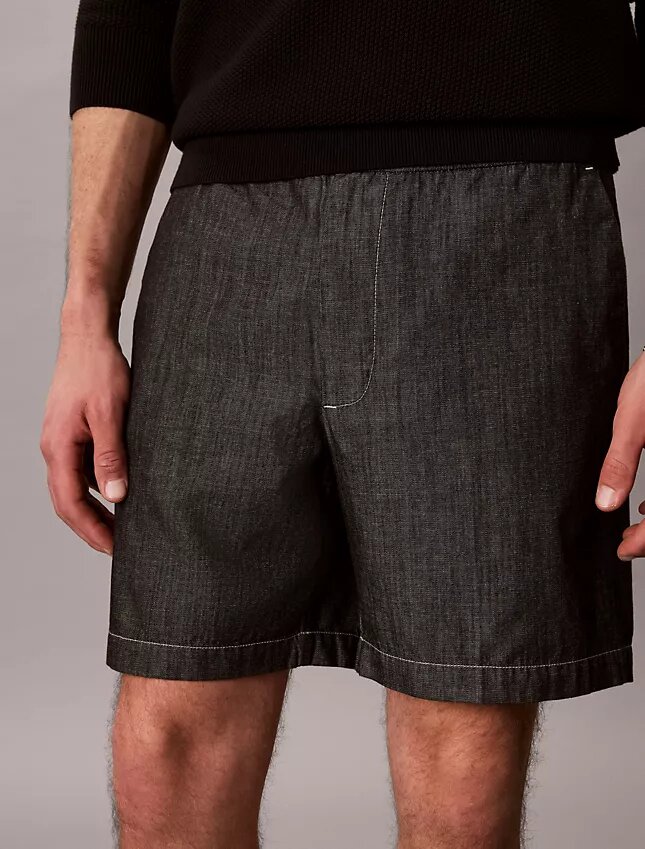 Pantaloni scurți drepți din chambray, cu talie elastică, lungime 7″ Pantaloni scurți drepți din chambray, cu talie elastică, lungime 7″