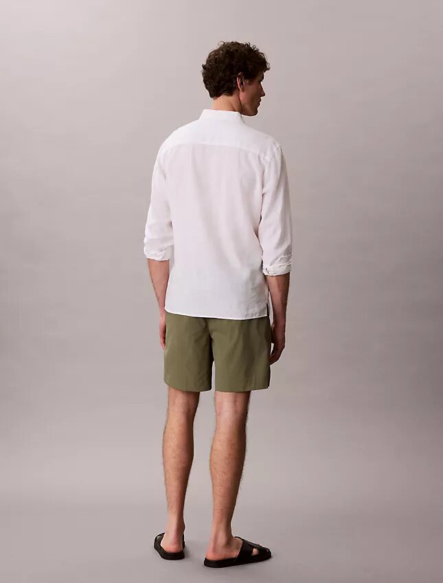 Pantaloni scurți drepți din seersucker elastic, 18 cm Pantaloni scurți drepți din seersucker elastic, 18 cm