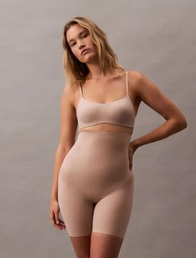 Pantaloni scurți elastici care nu alunecă