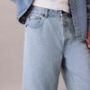 Pantaloni scurți largi în stilul anilor ’90 Pantaloni scurți largi în stilul anilor ’90