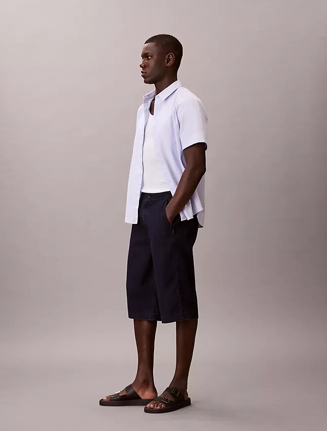 Pantaloni scurți lungi din denim indigo ușor Pantaloni scurți lungi din denim indigo ușor