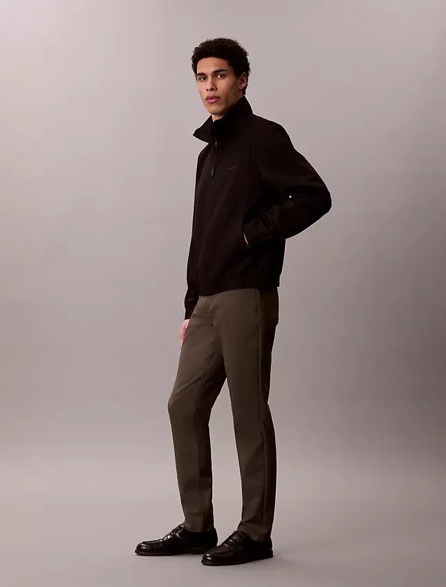 Pantaloni slim cu 5 buzunare Pantaloni slim cu 5 buzunare