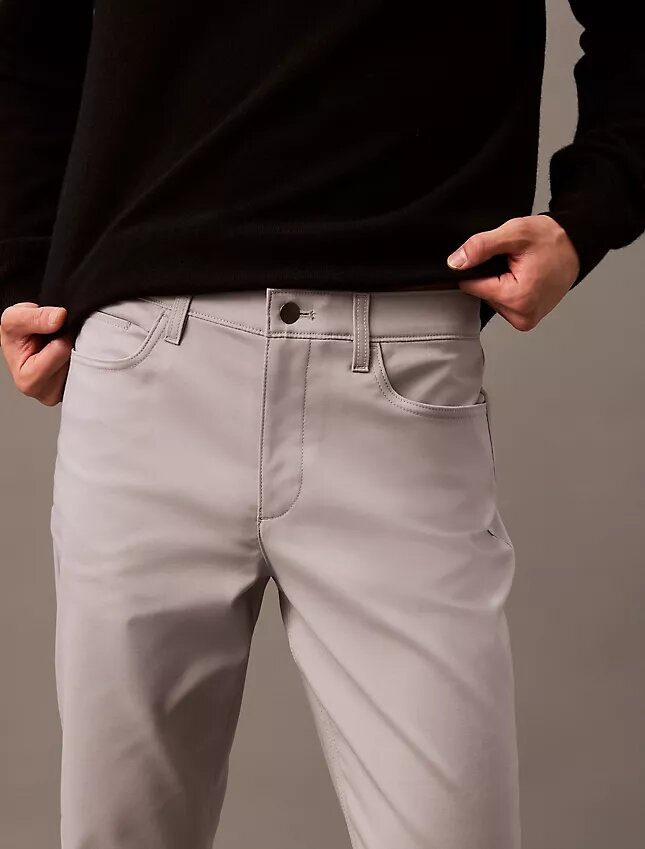 Pantaloni slim cu 5 buzunare Pantaloni slim cu 5 buzunare