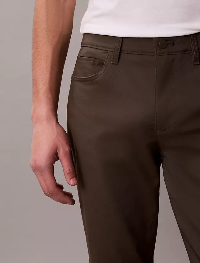 Pantaloni slim cu 5 buzunare Pantaloni slim cu 5 buzunare