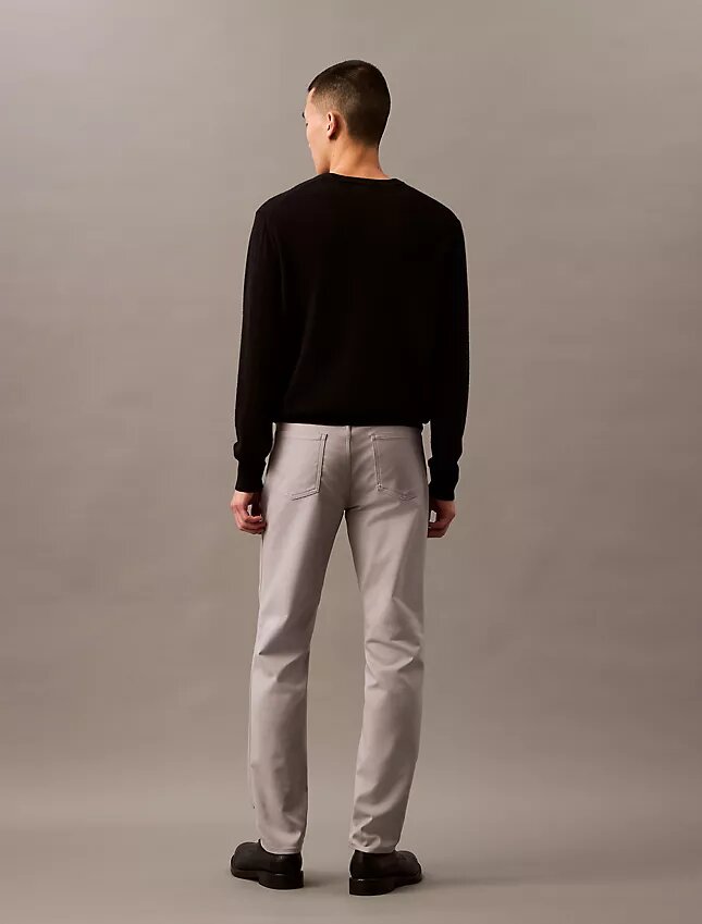 Pantaloni slim cu 5 buzunare Pantaloni slim cu 5 buzunare