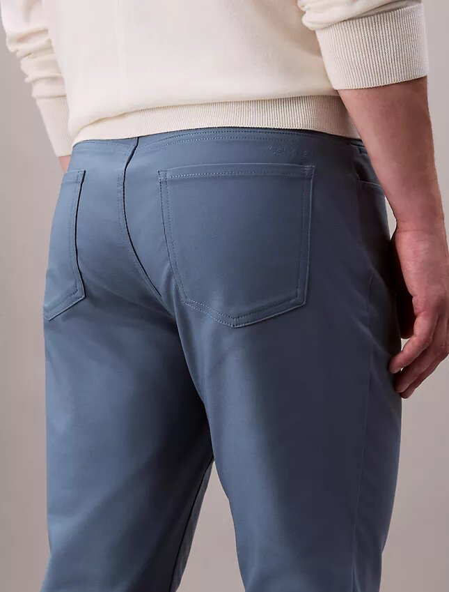 Pantaloni slim cu 5 buzunare Pantaloni slim cu 5 buzunare