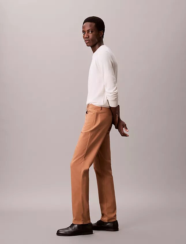 Pantaloni slim cu 5 buzunare Pantaloni slim cu 5 buzunare