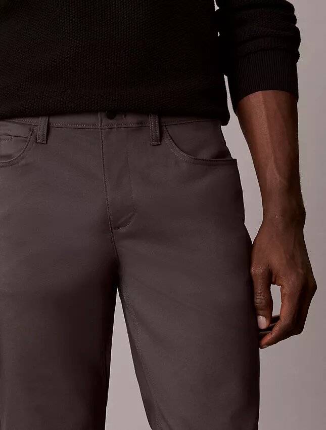 Pantaloni slim cu 5 buzunare Pantaloni slim cu 5 buzunare