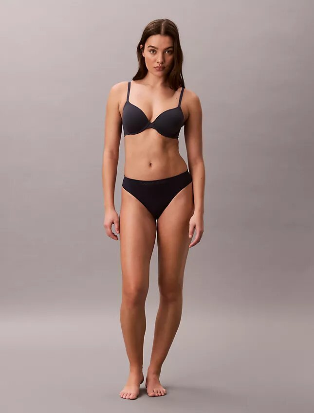 Perfectly Fit modern cu cupe cu sârmă, care se potrivește perfect Perfectly Fit modern cu cupe cu sârmă, care se potrivește perfect