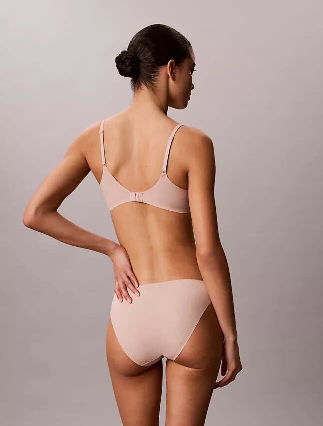 Perfectly Fit ultralegăuș, cu căptușeală ușoară, care se potrivește perfect Perfectly Fit ultralegăuș, cu căptușeală ușoară, care se potrivește perfect