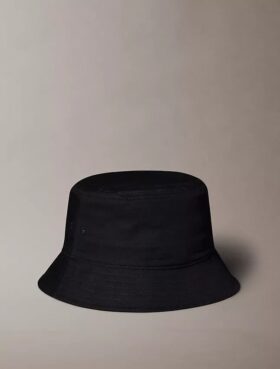 Pălărie tip bucket din twill cu monogramă brodată Pălărie tip bucket din twill cu monogramă brodată
