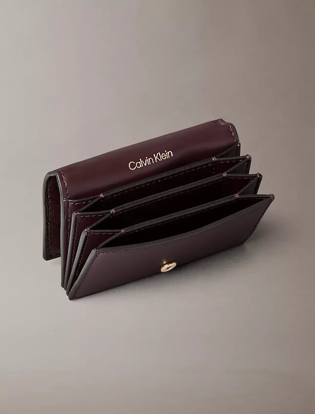 Portcard tip acordeon cu logo pe toată suprafața Portcard tip acordeon cu logo pe toată suprafața