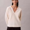 Pulover relaxat cu guler în V din lână merino Pulover relaxat cu guler în V din lână merino