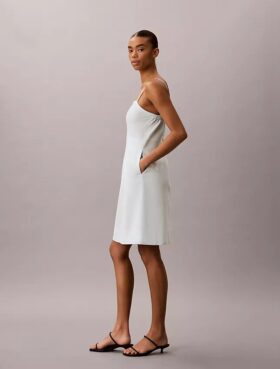 Rochie din amestec de in