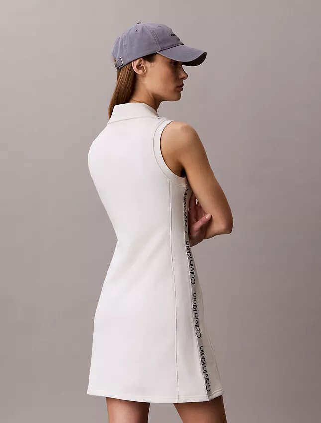 Rochie fără mâneci din French Terry cu fermoar de 1/4 Rochie fără mâneci din French Terry cu fermoar de 1/4