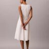 Rochie midi cu broderie Rochie midi cu broderie