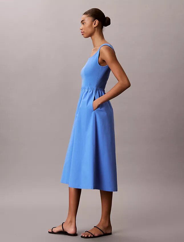 Rochie midi cu volane Rochie midi cu volane