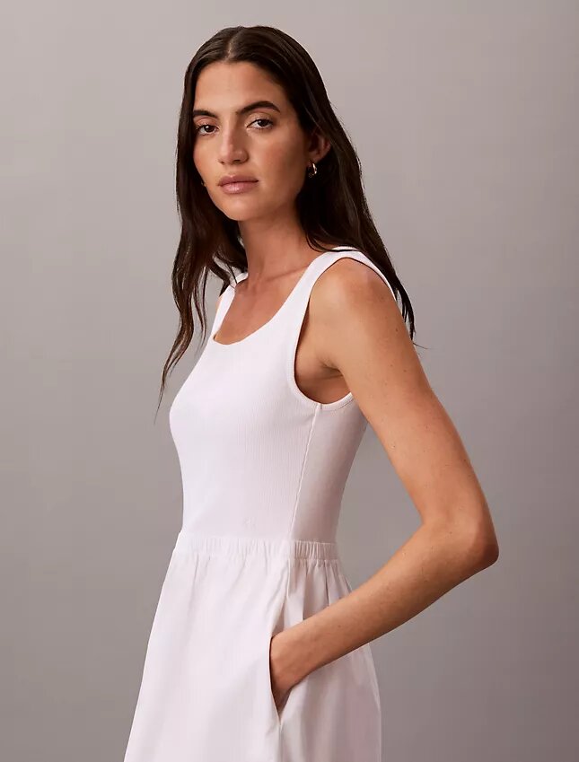 Rochie midi cu volane Rochie midi cu volane
