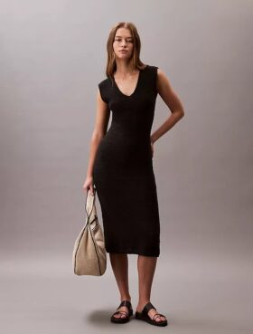 Rochie midi din tricot fără mâneci