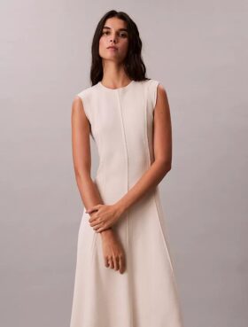 Rochie midi din tricot moale