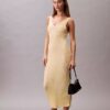 Rochie midi din viscoză cu nervuri Rochie midi din viscoză cu nervuri