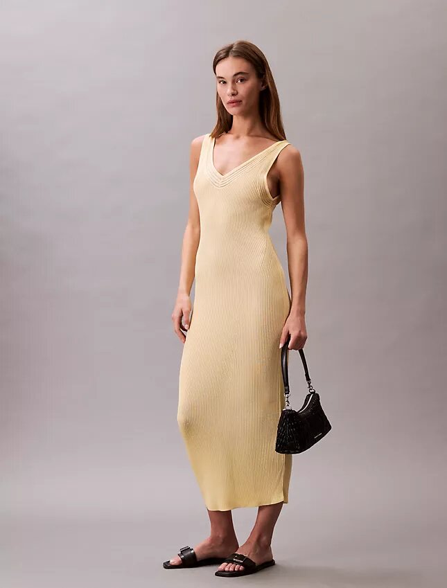 Rochie midi din viscoză cu nervuri Rochie midi din viscoză cu nervuri