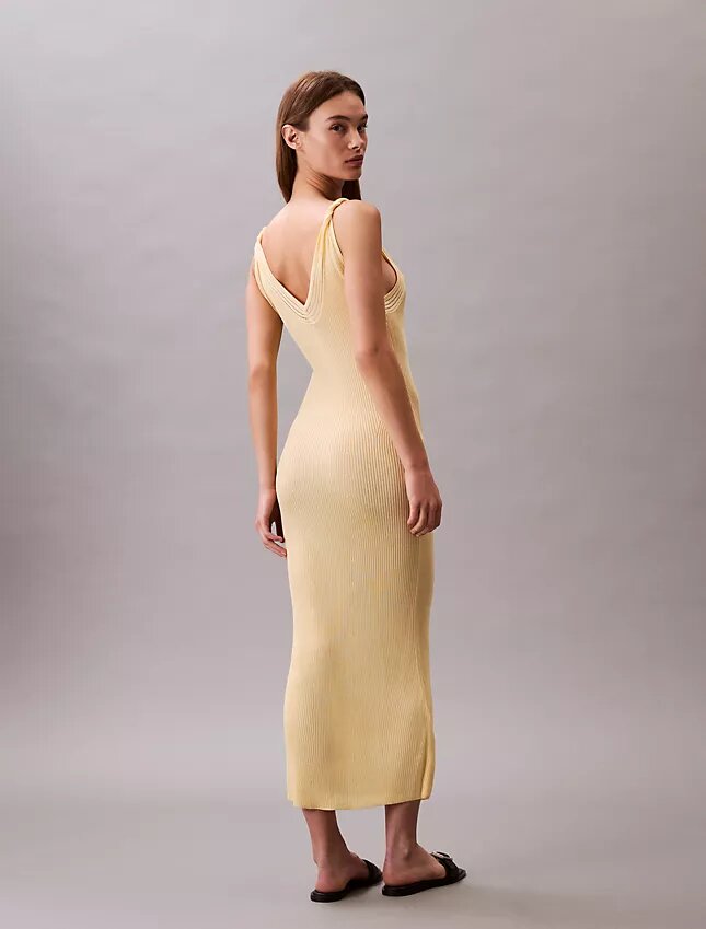 Rochie midi din viscoză cu nervuri Rochie midi din viscoză cu nervuri